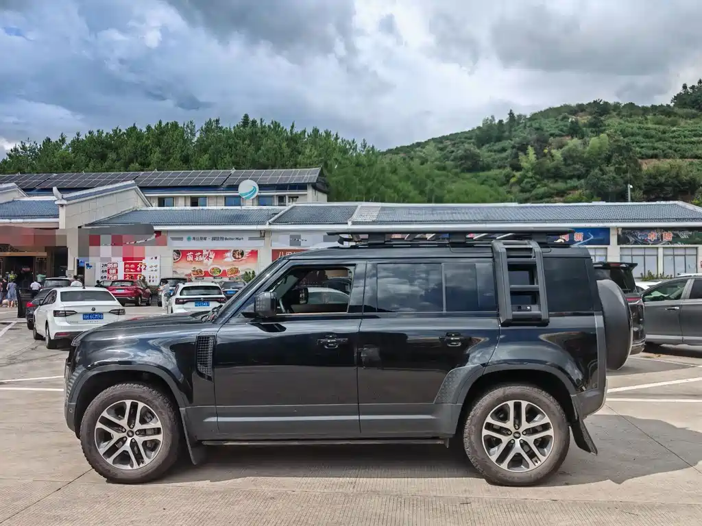 Land Rover Defender — миниатюра 7