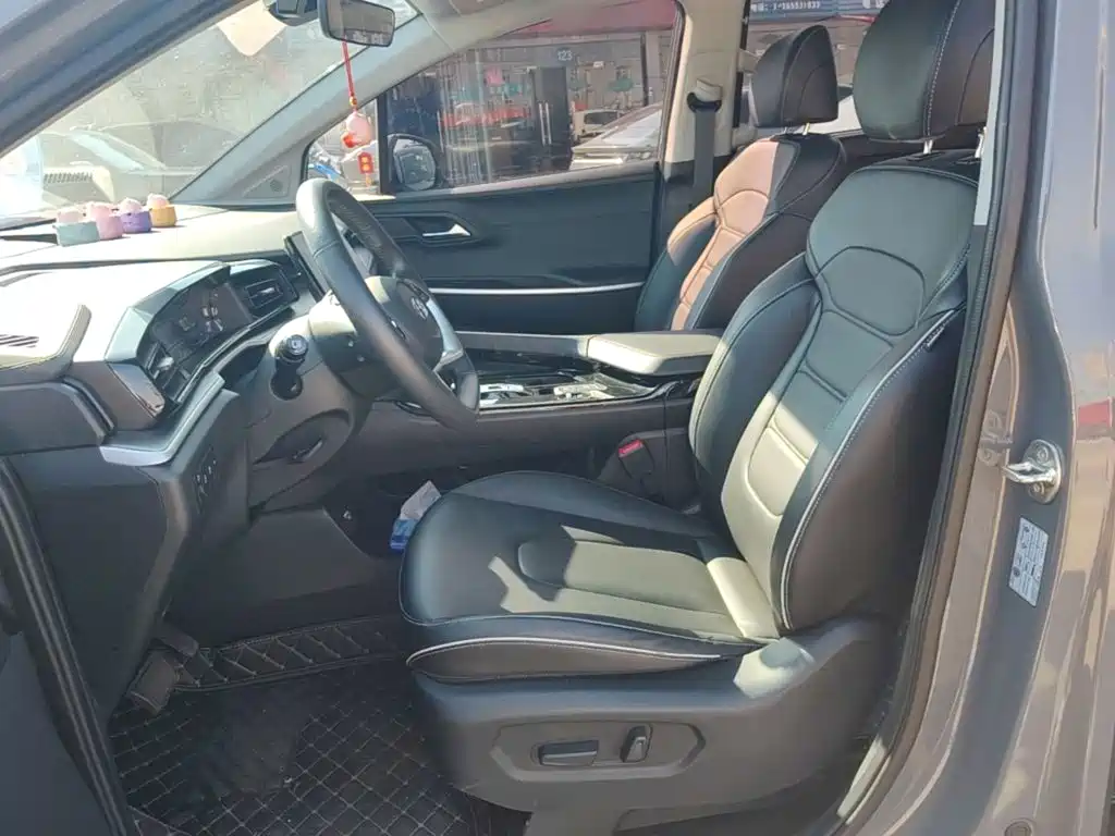 Hyundai Custo — миниатюра 15