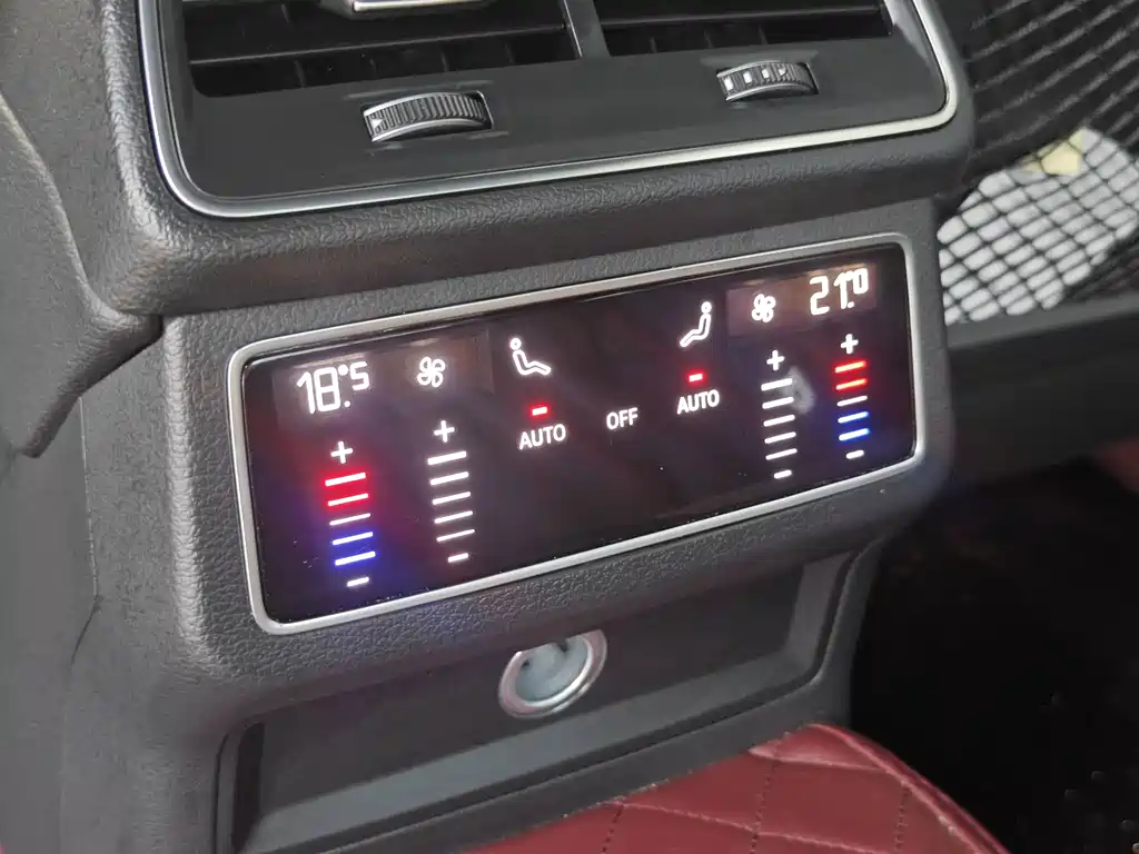 Audi A6L New Energy — миниатюра 17