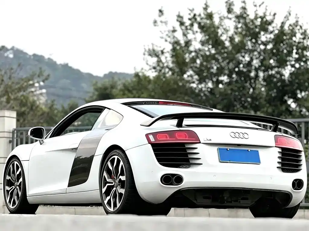 Audi R8 — миниатюра 5