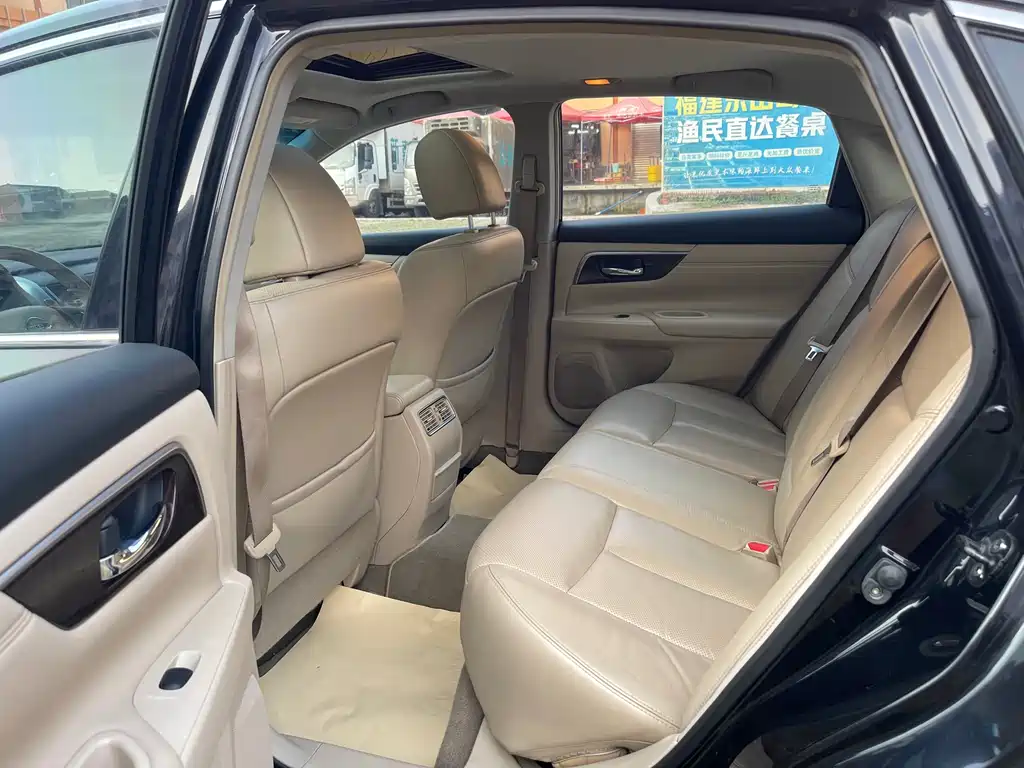 Nissan Teana — миниатюра 10