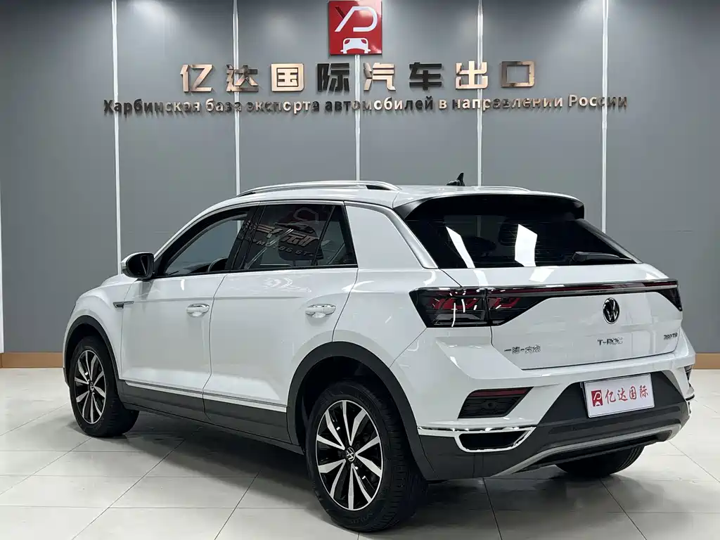 Volkswagen T-Roc — миниатюра 4