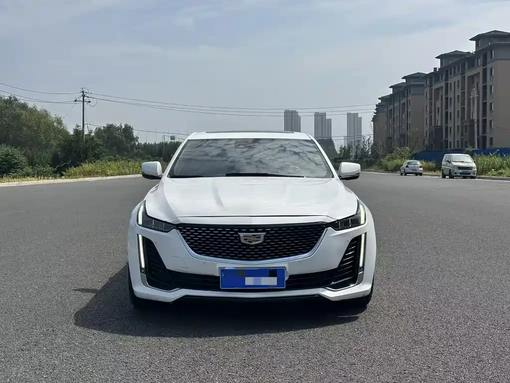 Cadillac CT5 — миниатюра 2