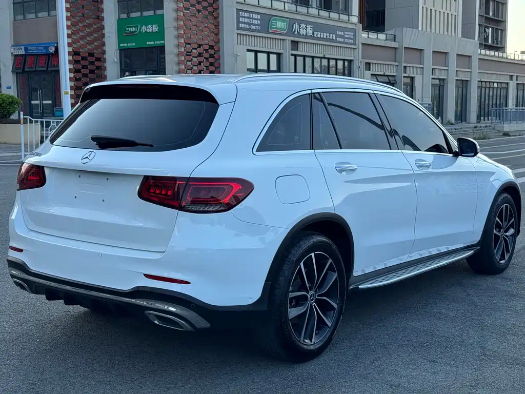 Mercedes-Benz GLC — миниатюра 9