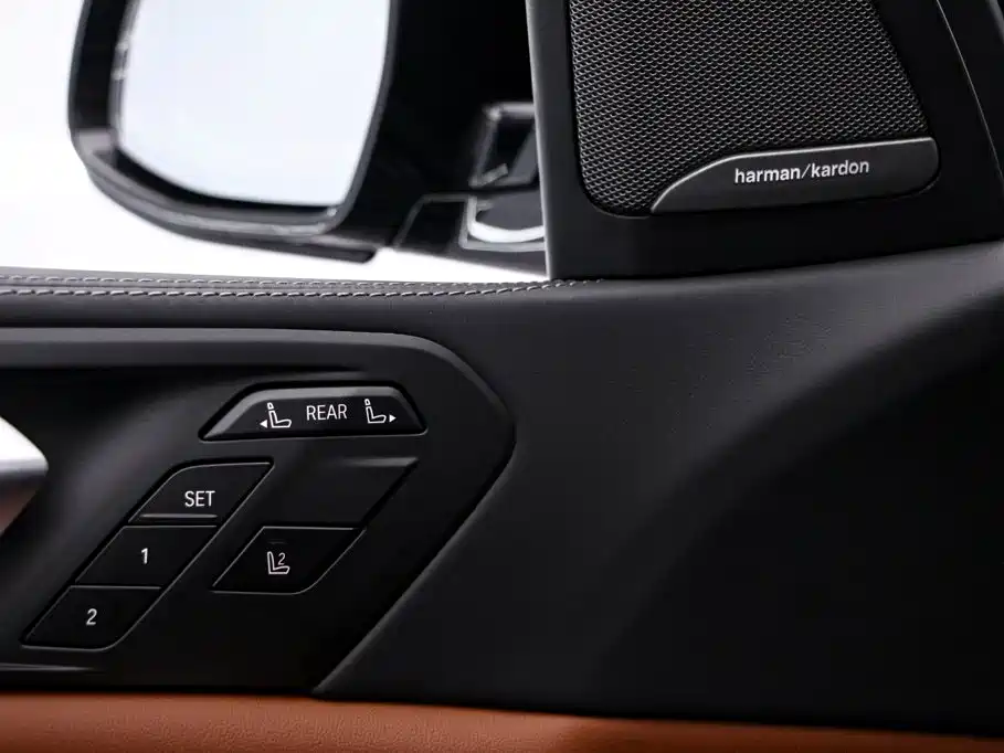 BMW X7 — миниатюра 14