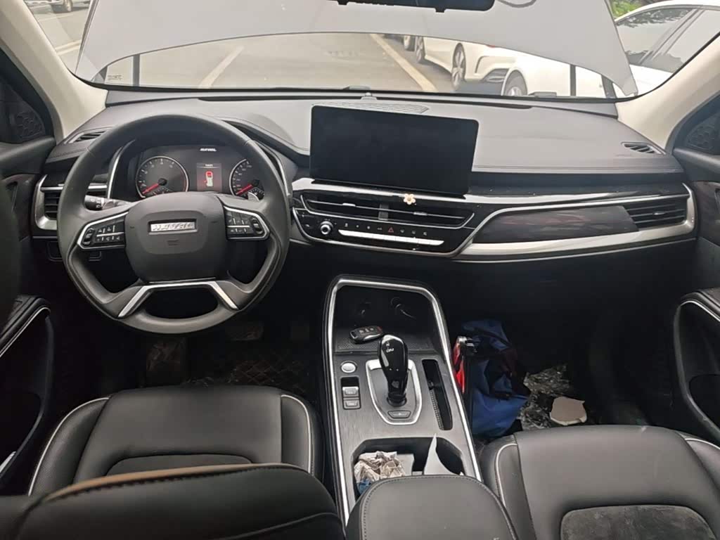 Haval Haval H6 1.5 л 2024 г. Чёрный, пробег 20299 км