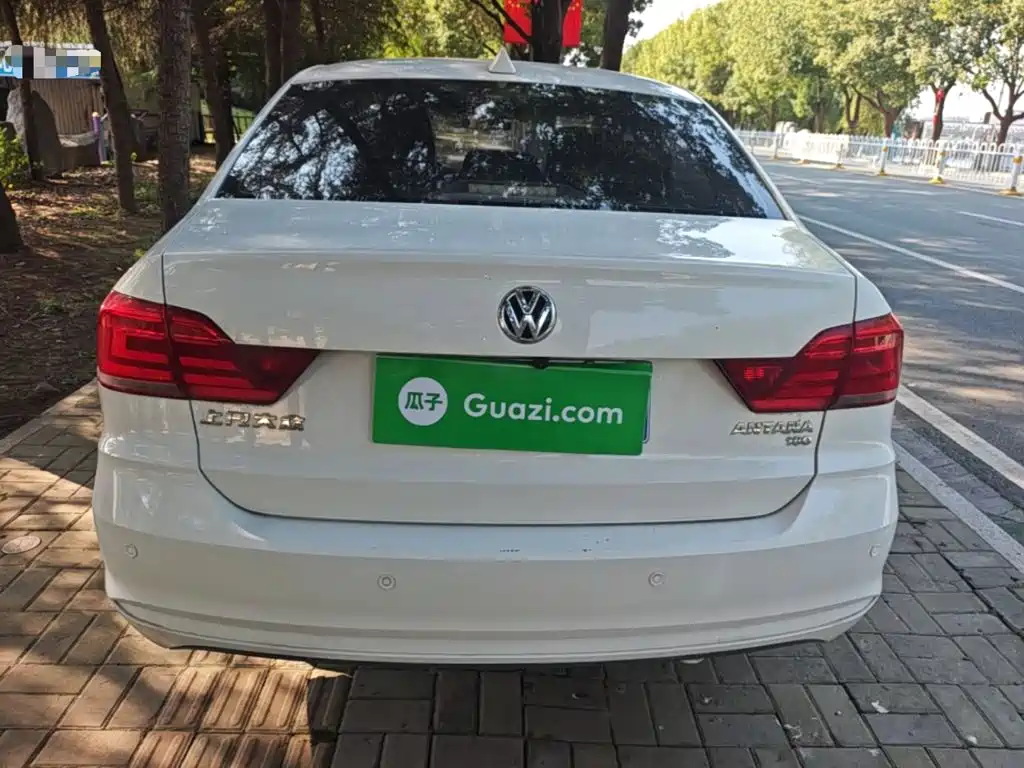 Volkswagen Santana — миниатюра 6