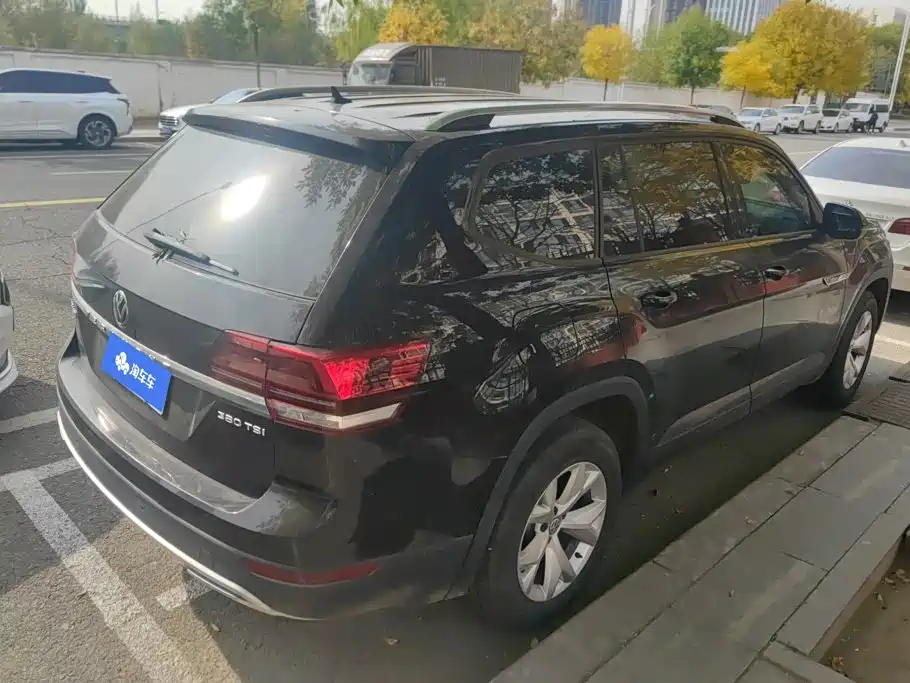 Volkswagen Teramont — миниатюра 3