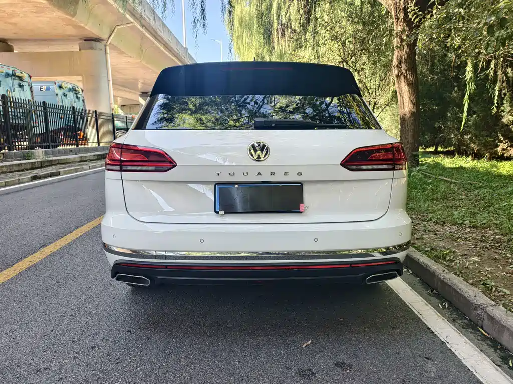 Volkswagen Touareg — миниатюра 4
