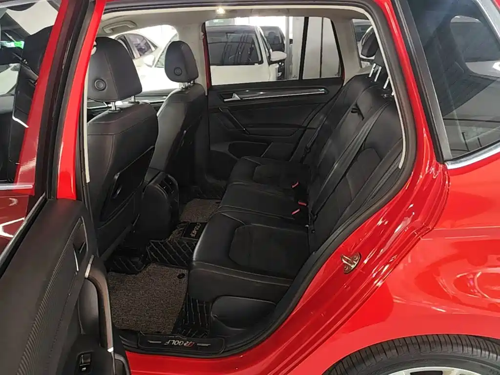 Volkswagen Golf Sportsvan — миниатюра 13
