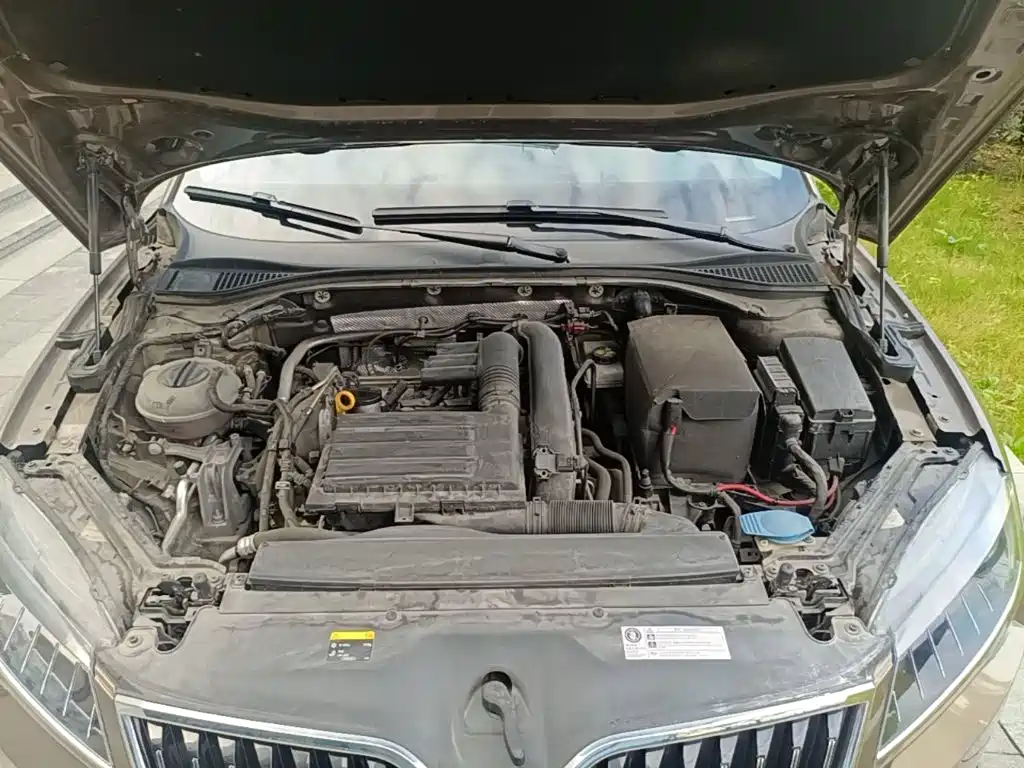 Skoda Superb — миниатюра 20