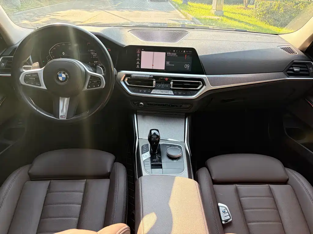 BMW 3 Series — миниатюра 7