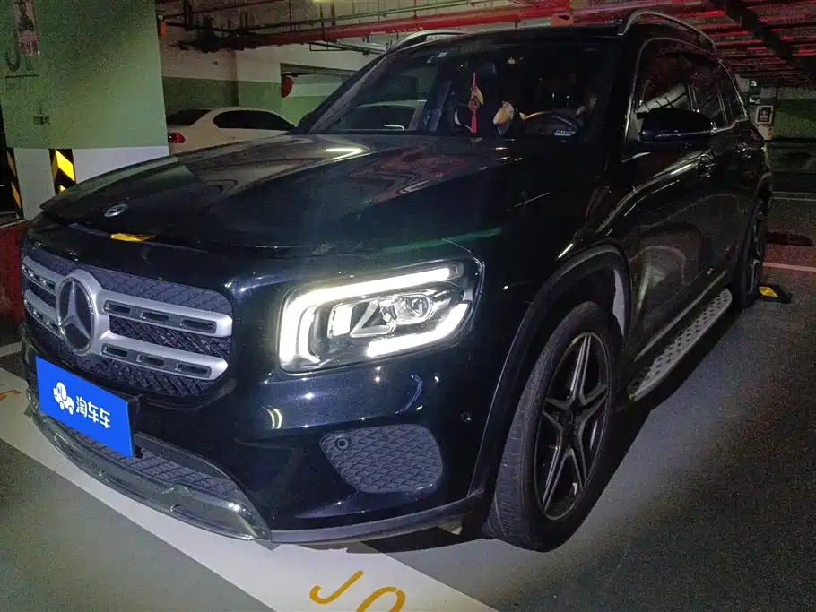 Mercedes-Benz GLB 2021