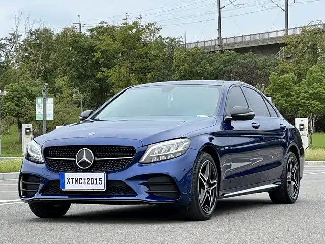 MERCEDES BENZ C CLASS