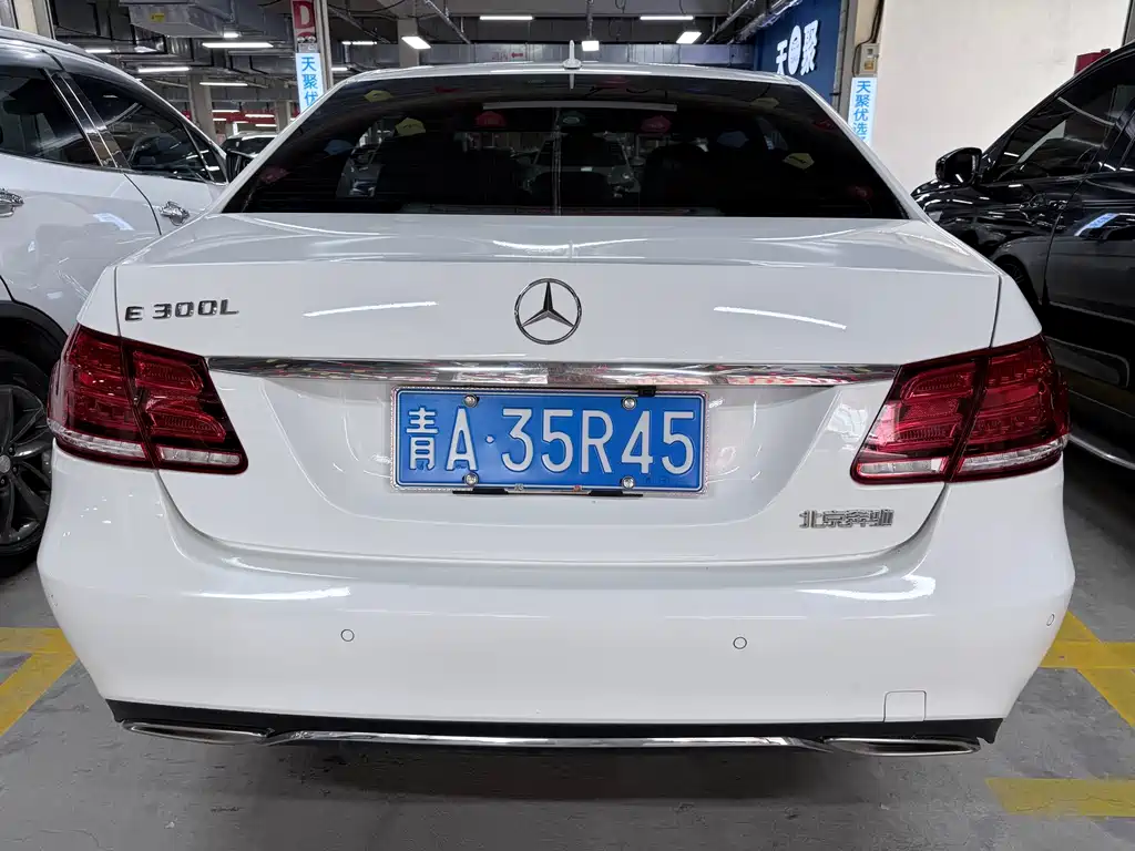 Mercedes-Benz E-Class — миниатюра 18
