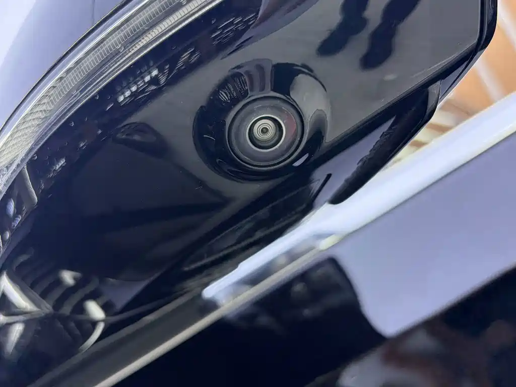 Mercedes-Benz E-Class New Energy — миниатюра 11