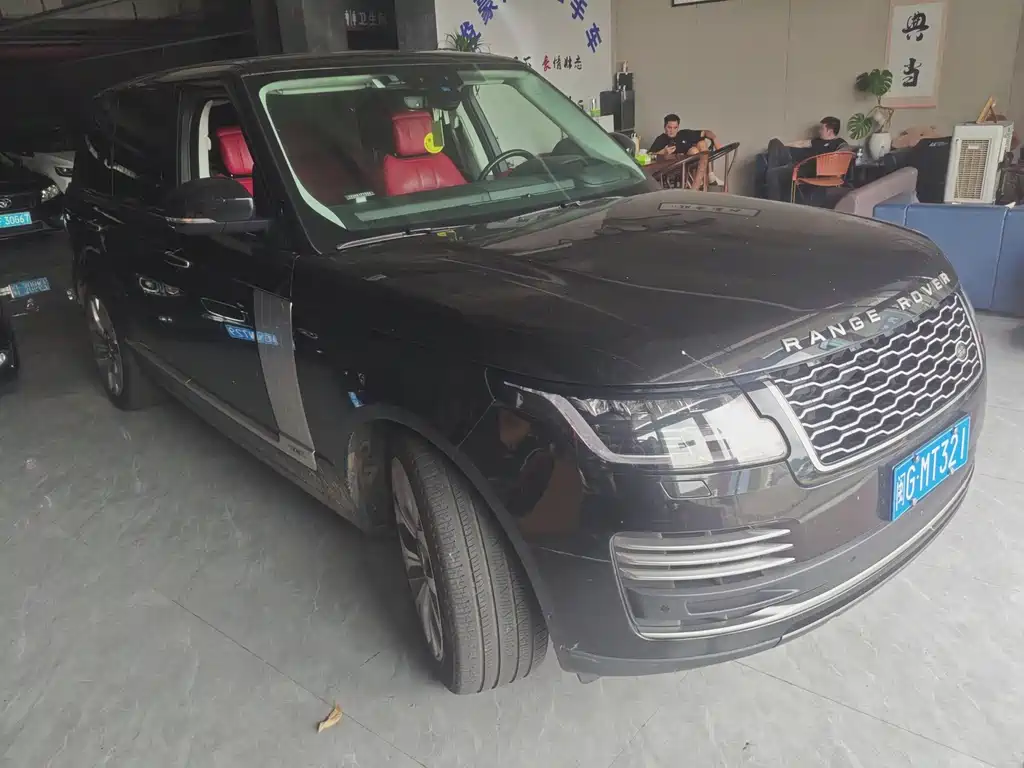 Land Rover Range Rover — миниатюра 10