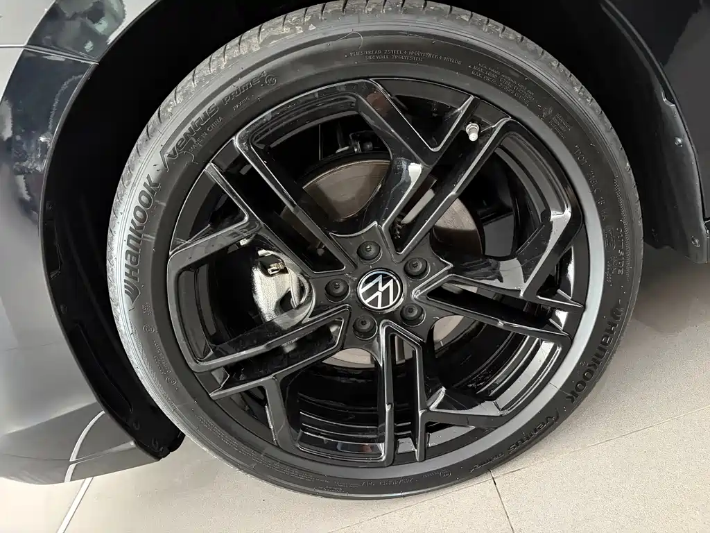 Volkswagen Passat — миниатюра 10