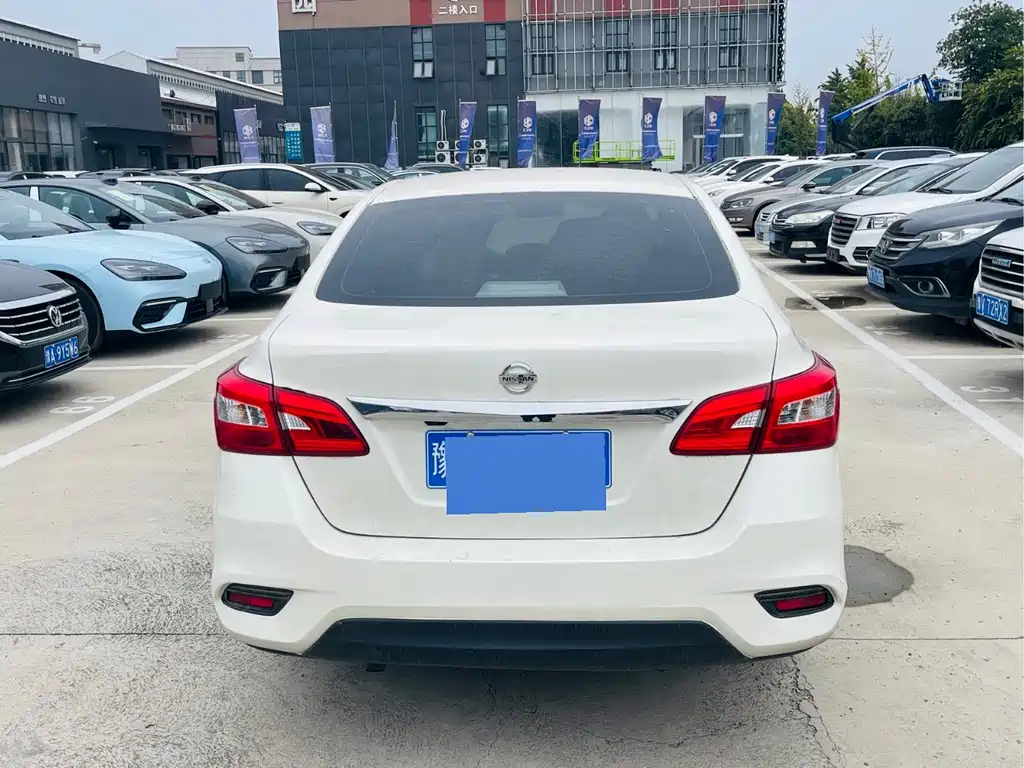 Nissan Sylphy — миниатюра 12