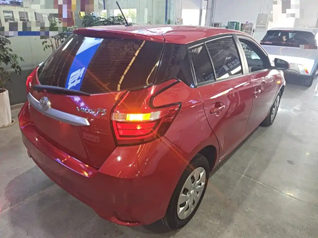 Toyota Vios FS — миниатюра 7