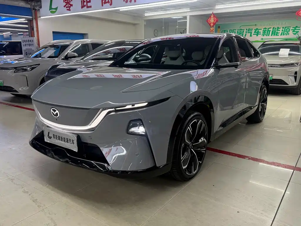 Mazda EZ-60