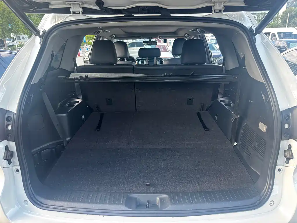 Toyota Highlander — миниатюра 16