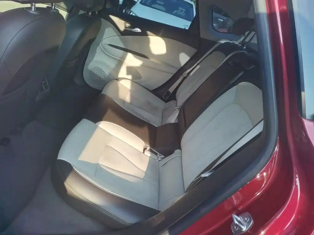 Buick Verano — миниатюра 17