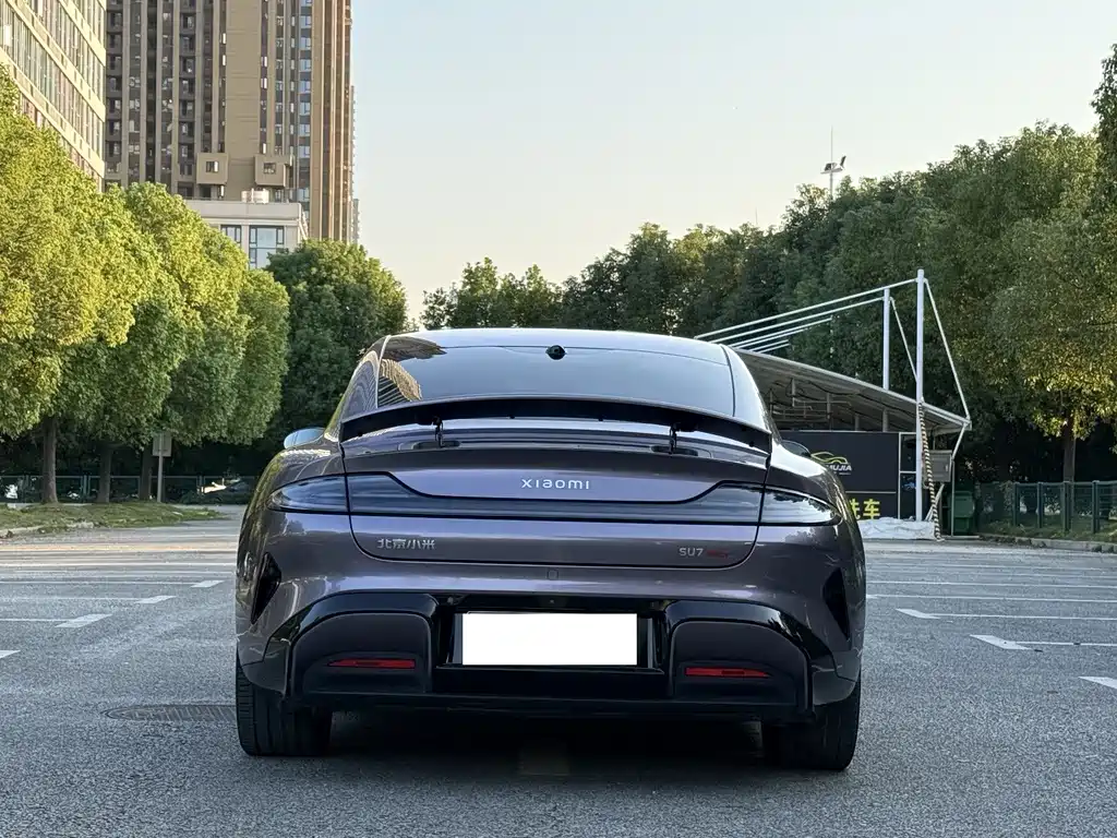 Xiaomi SU7 — миниатюра 5
