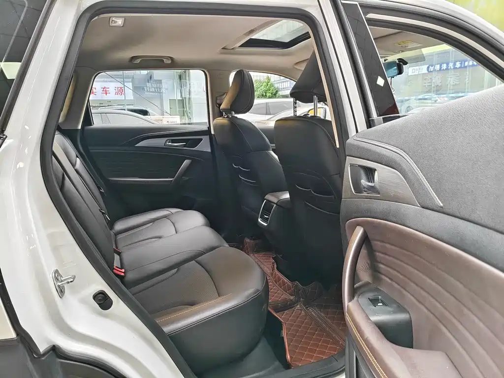 Changan CS35PLUS — миниатюра 9