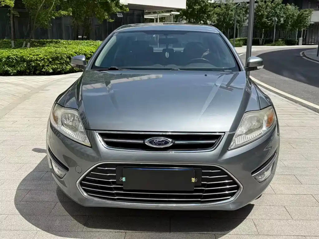 Ford Mondeo Zhisheng — миниатюра 2