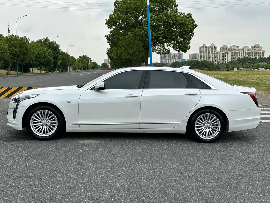 Cadillac CT6 — миниатюра 7