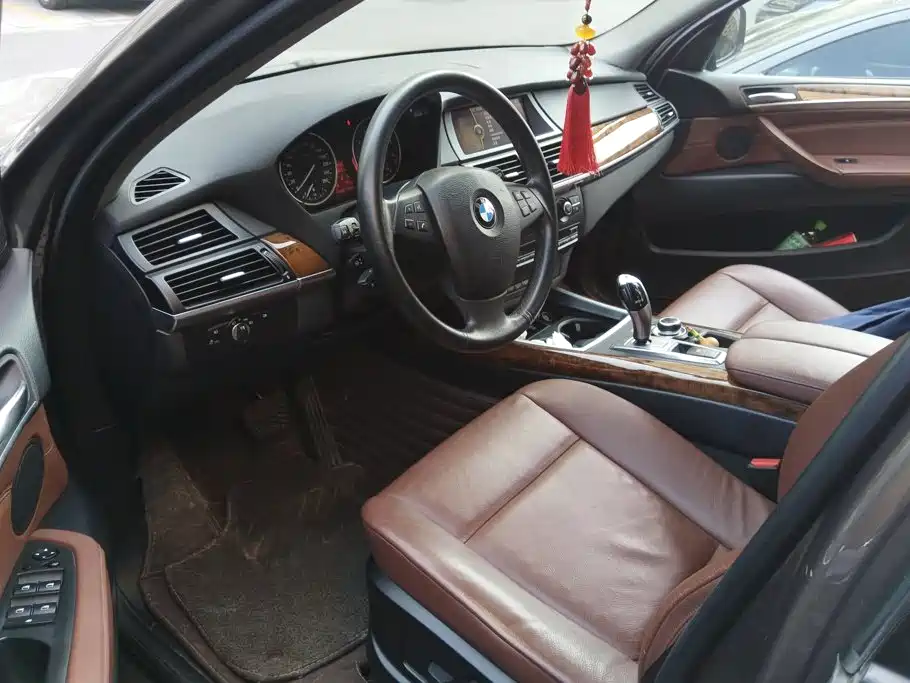 BMW X5 (Import) — миниатюра 9