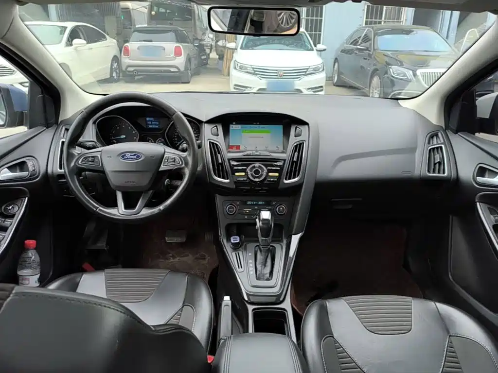 Ford Focus — миниатюра 10
