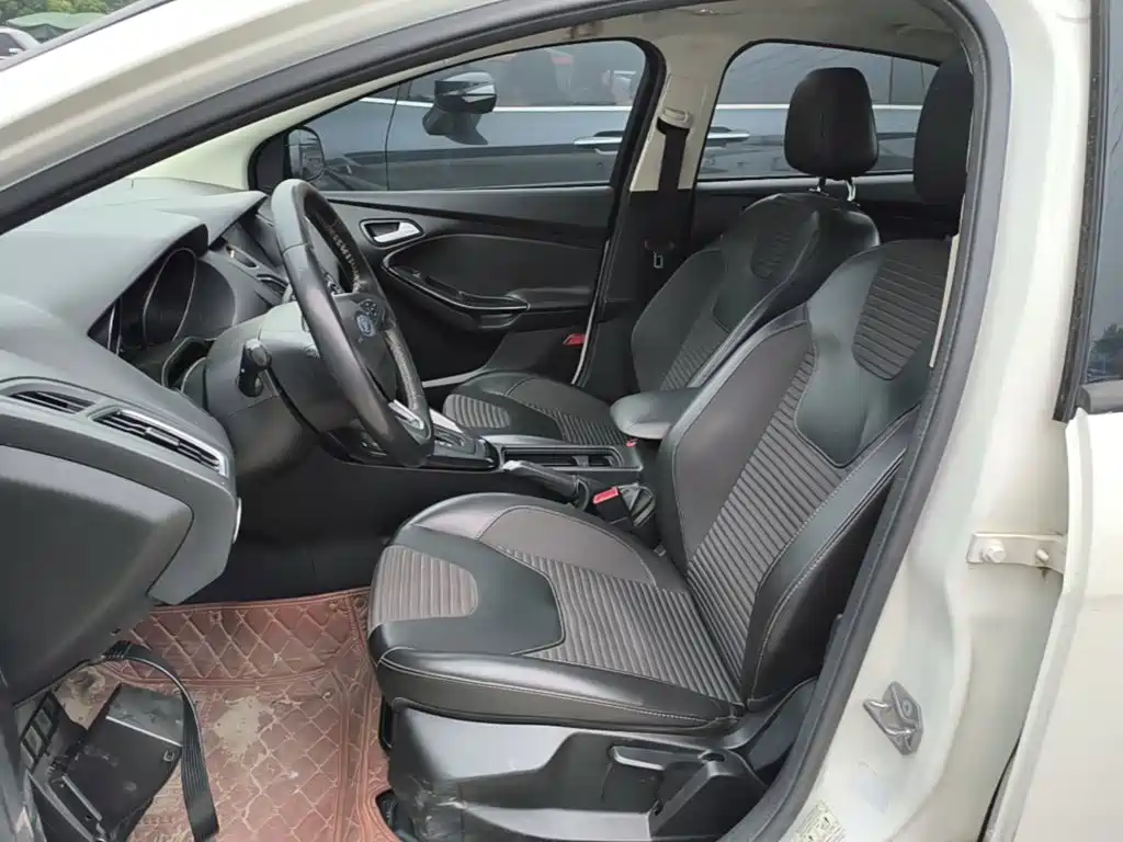 Ford Focus — миниатюра 15