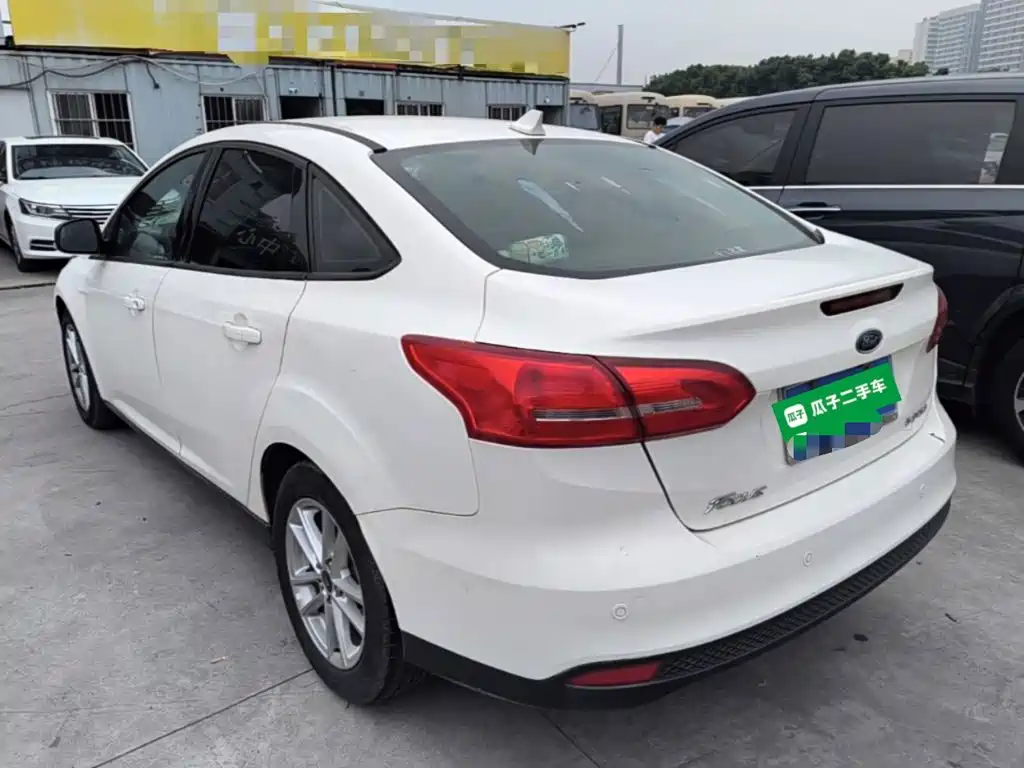 Ford Focus — миниатюра 5