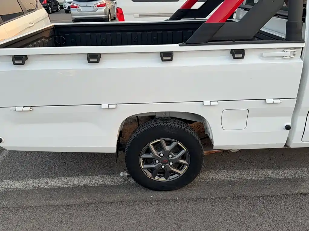 Wuling Journey — миниатюра 8