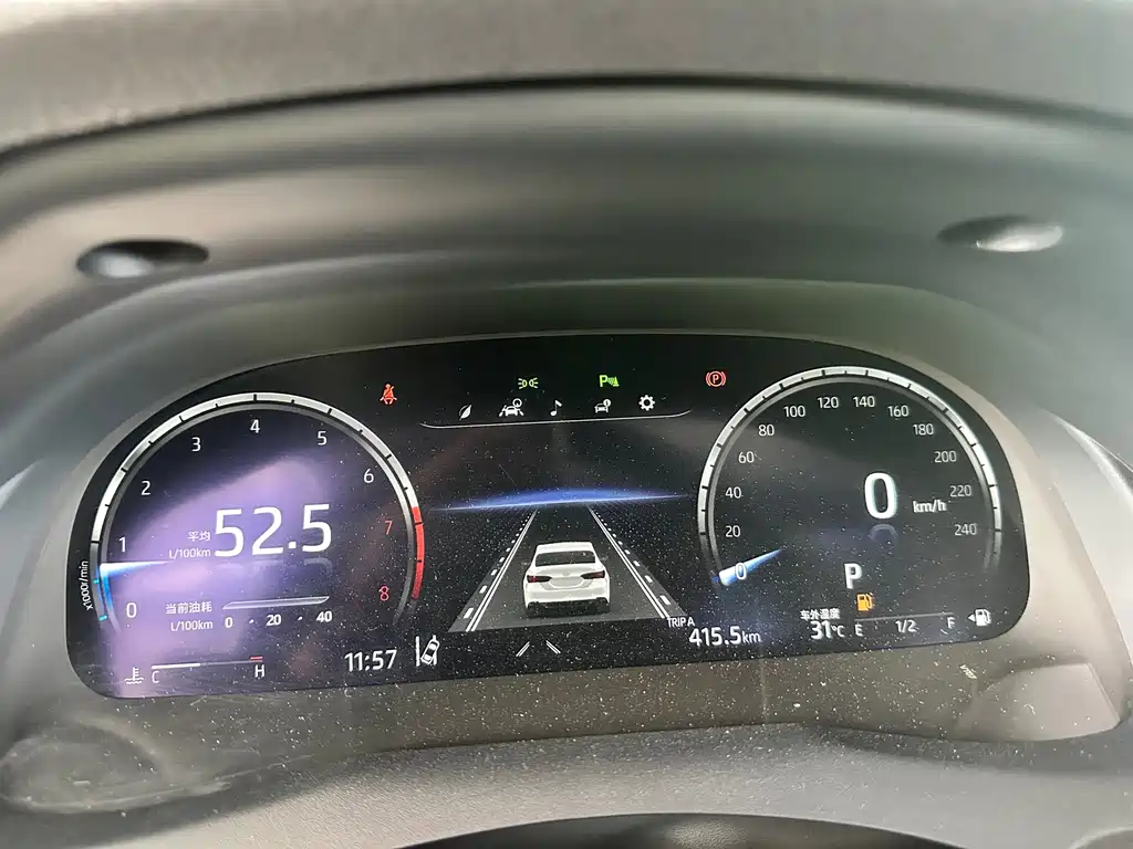 Toyota Camry — миниатюра 16