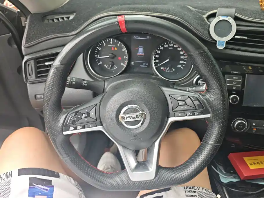 Nissan X-Trail — миниатюра 15