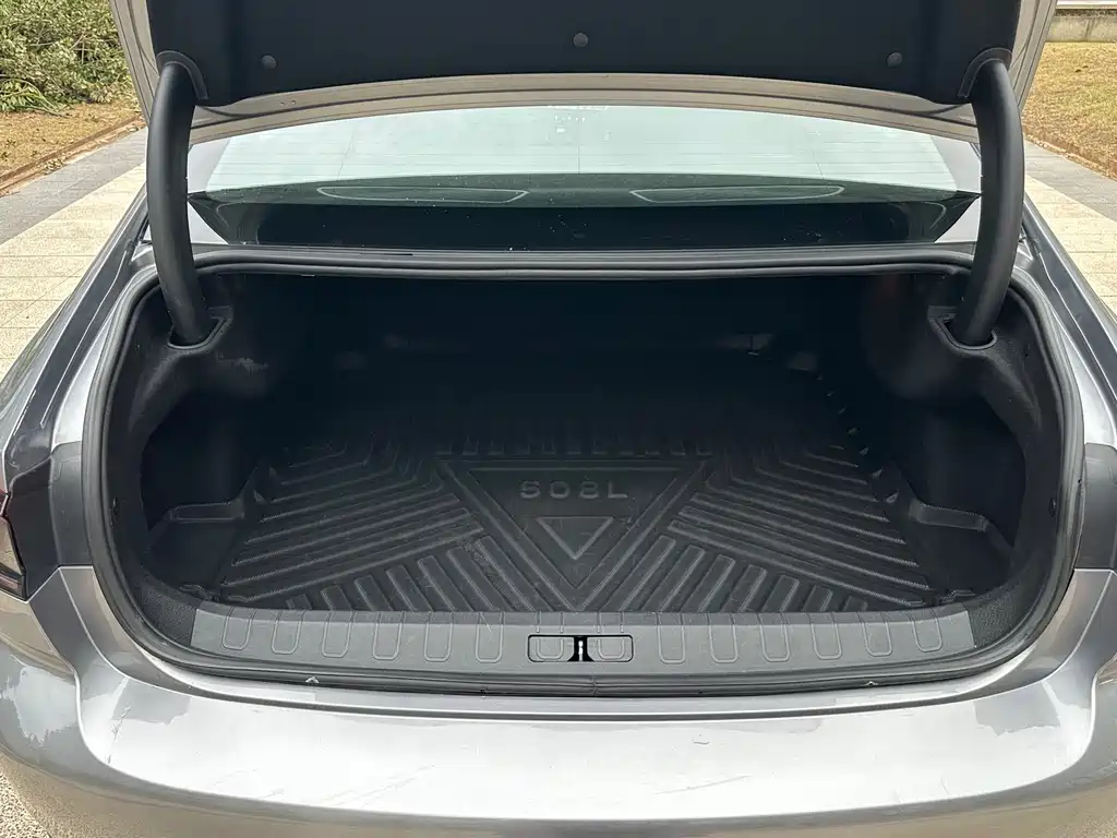 Peugeot 508 — миниатюра 16