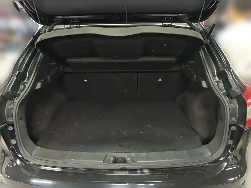 Nissan Qashqai — миниатюра 24