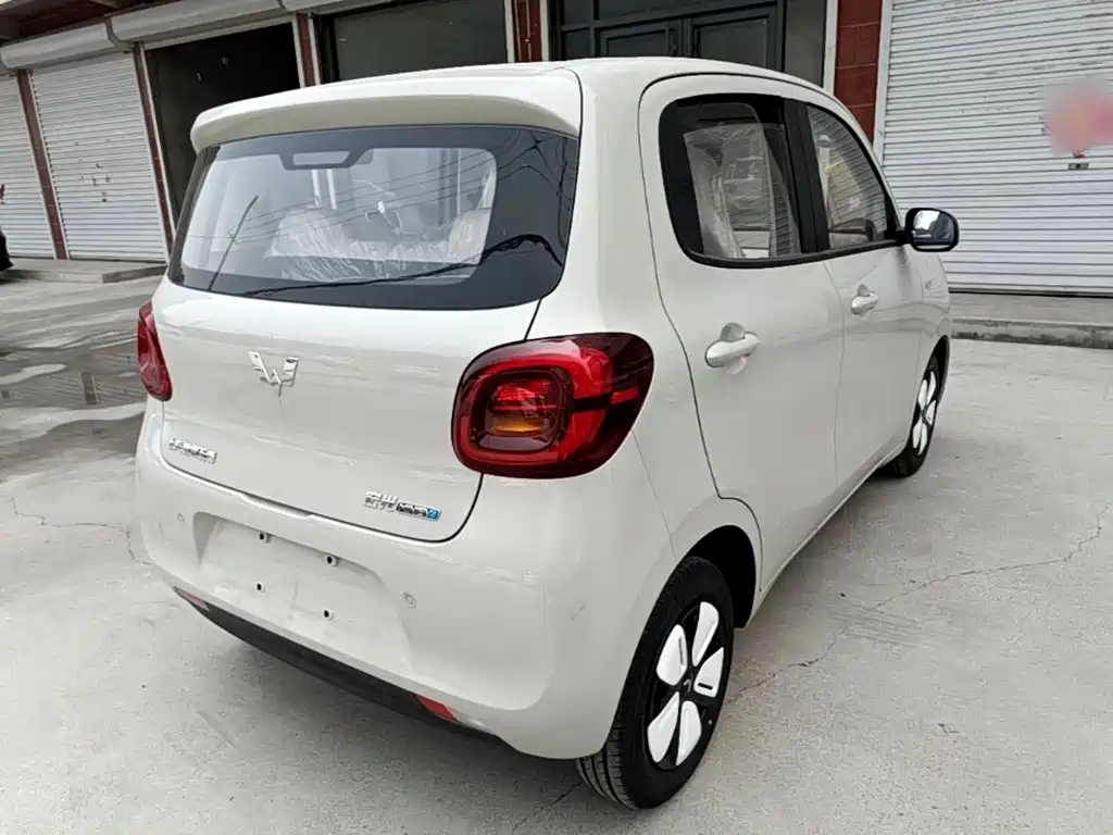Wuling MINIEV — миниатюра 7