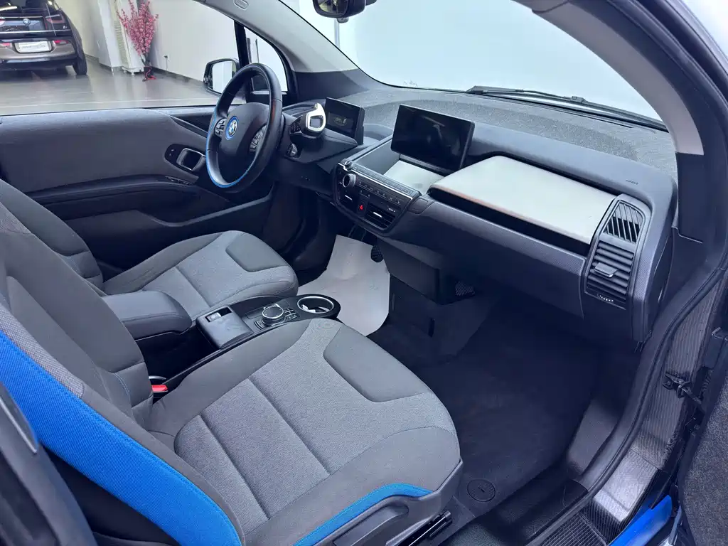 BMW i3 (Import) — миниатюра 13