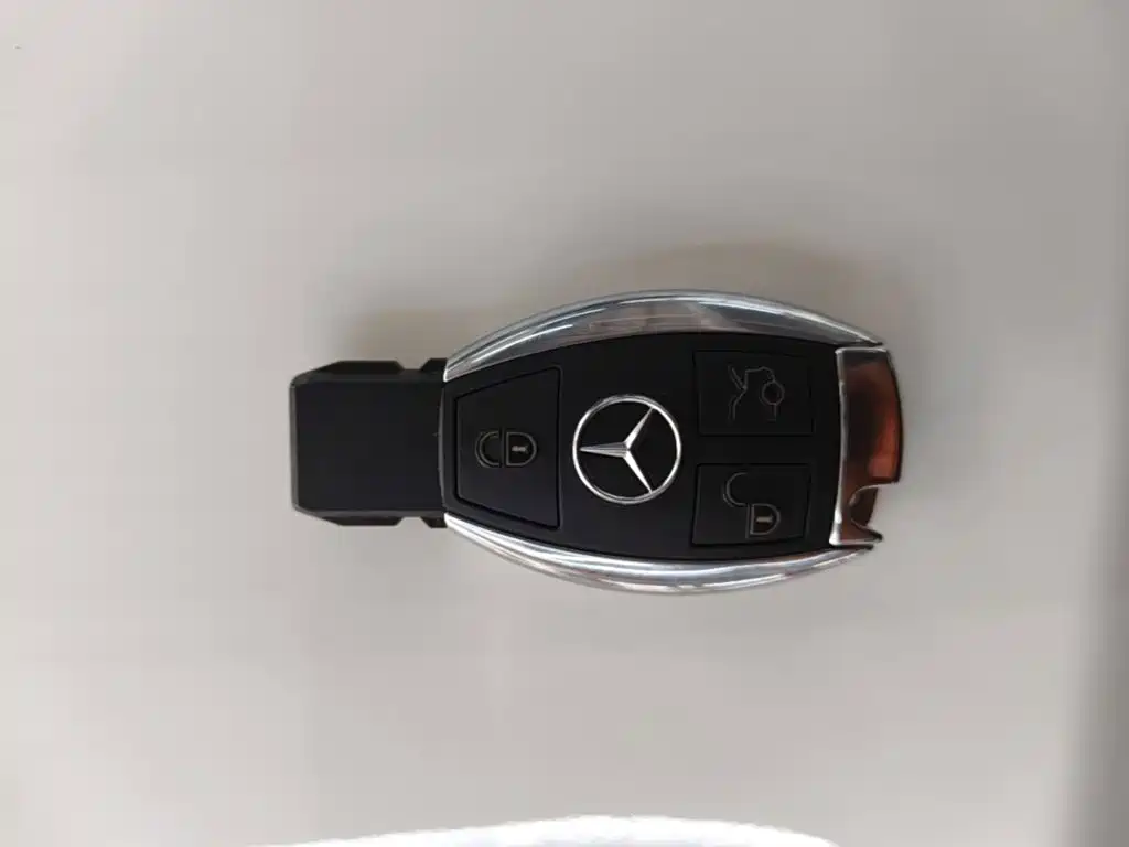 Mercedes-Benz C-Class — миниатюра 17