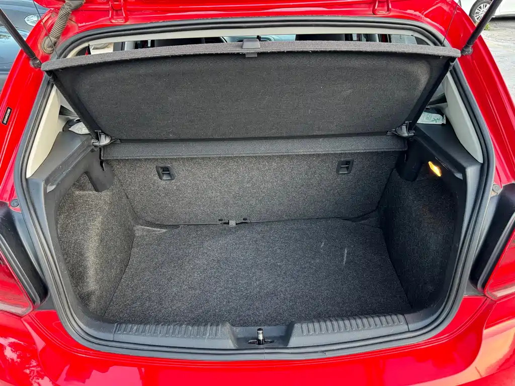 Volkswagen Polo — миниатюра 13