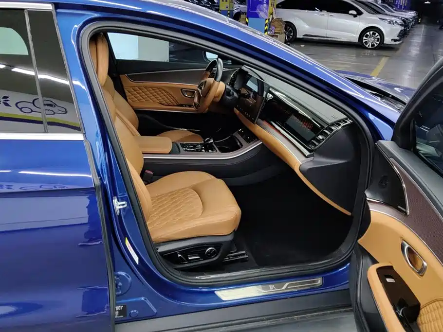 BYD Han — миниатюра 8