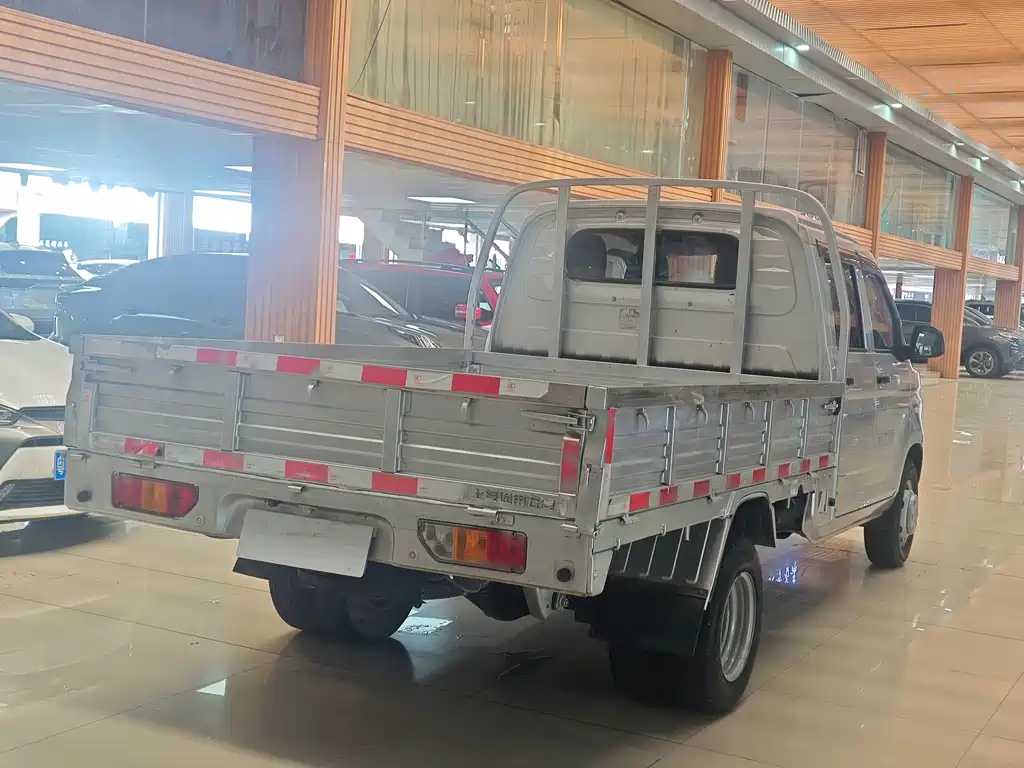 Wuling Rongguang New Truck — миниатюра 4