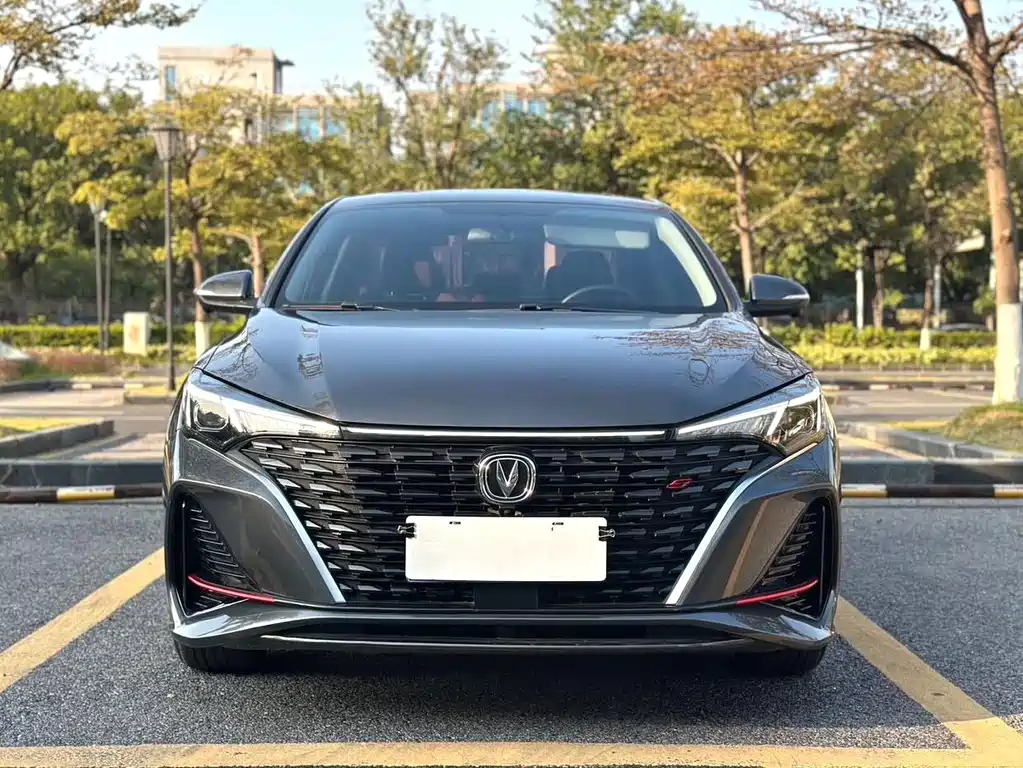 Changan Eado — миниатюра 2