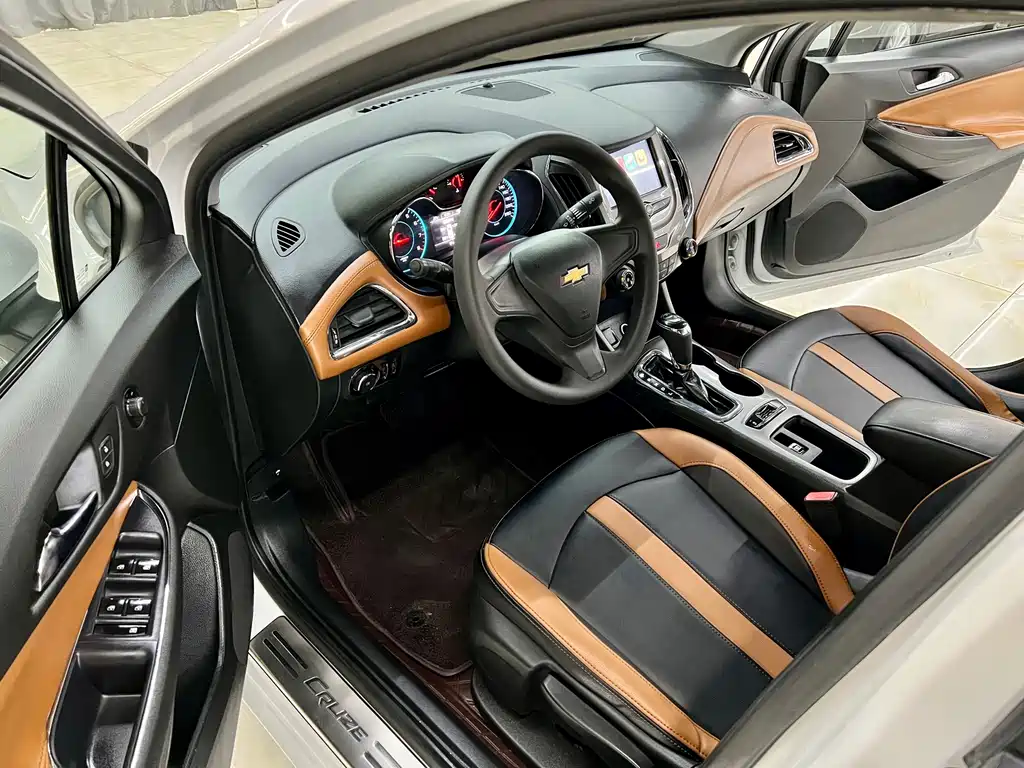 Chevrolet Cruze — миниатюра 10