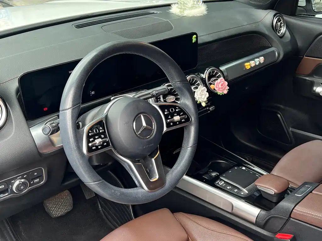 Mercedes-Benz GLB — миниатюра 7