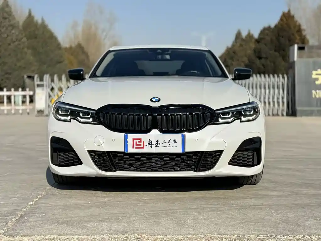 BMW 3 Series 3 2022 325Li M Sport